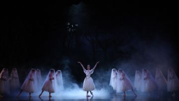 Giselle signals a return to classical ballet for Queensland Ballet 